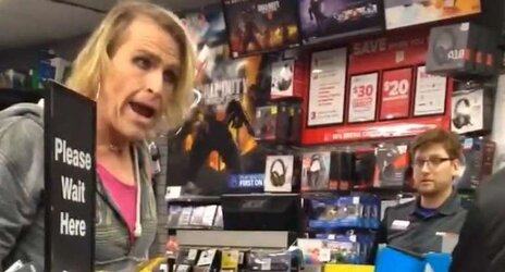 Transgender-woman-gamestop.sized-770x415xc.jpg