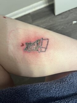 infected-tattoo-what-do-i-do-v0-n9fiacmmssac1.jpeg