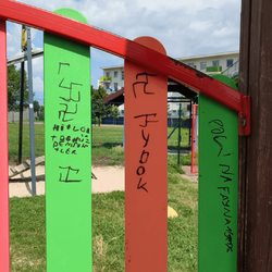 these-graffiti-attempts-to-draw-a-swastika-v0-tz447xvzipgd1.png
