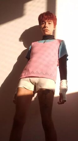 Tumblr_l_1634036681718570.jpg