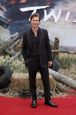 Glen-Powell.jpg