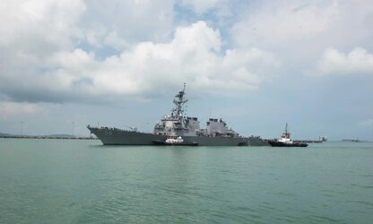 navy01.jpg
