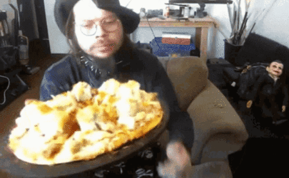 kingcobrajfs-sushi-pizza.gif