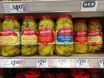 banana peppers.jpg