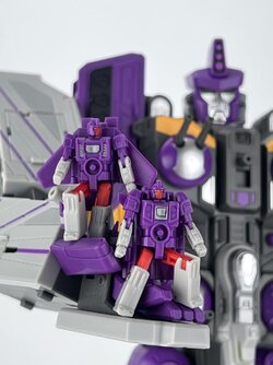 Fans-Hobby-MB-21-Tidal-Wave-09.jpg