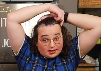 Screenshot_20240928_011917_YouTube.jpg