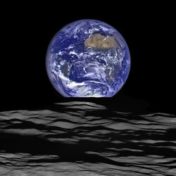 2015_LRO_earth_and_limb_m1199291564l_color_2stretch_mask_0.jpg