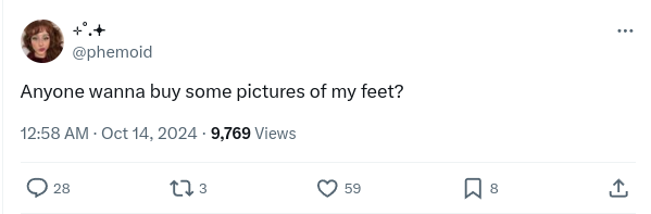lav_feet_tweet.png