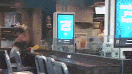 mcfight2-b511.gif