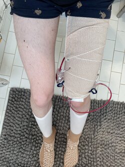 iv1ho3gkndmc1.jpg