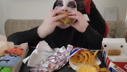 Screenshot_20241101_160017_YouTube.jpg