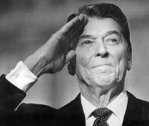 ronald-reagan-salute-bw-570x482.jpg