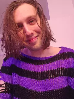 1st-time-dressing-up-using-my-fiancés-sweater-shes-going-to-v0-5diqfhx0ab0e1.webp