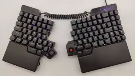 uhk80-spiral-usb-640x360.jpg