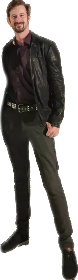 Hot Topic Belt Debut.png