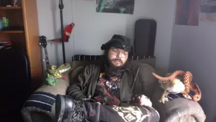 Screenshot_20241123-072727_YouTube.png