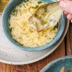 Garlic-Butter-Dipping-Sauce-VR-8-1-of-1-500x500[1].jpg