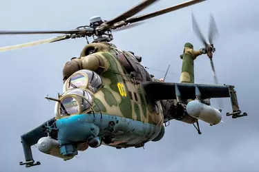 amazing-photos-posted-by-a-not-so-amazing-kremlin-shill-of-v0-4cqpl80j9thc1.webp