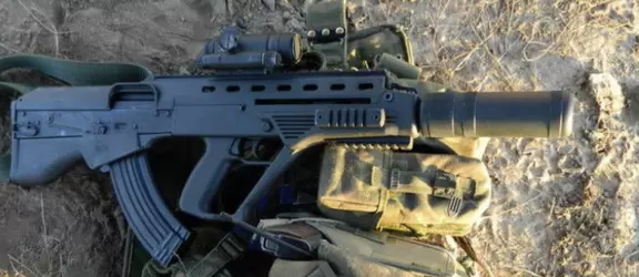 the-ukrainian-malyuk-bullpup-rifle-a-more-recent-ak-v0-sthtjvyjr2l81.jpg