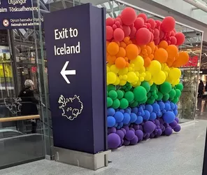 gay2.jpg