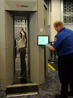 bodyscanner_vert-62d4377b7c257ae6a962bc0f69052ebc51f56565-s1100-c50.jpg bodyscanner_vert-62d4377b7c257ae6a962bc0f69052ebc51f56565-s1100-c50.jpg