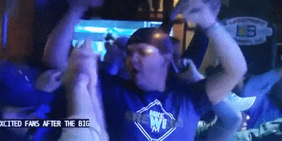 Squealebration.gif
