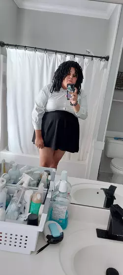 skirt-long-sleeves-is-so-easy-3-v0-oywaovdhpogd1.webp