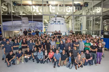 spacex-crew-photo-from-2014-2006319557.jpeg