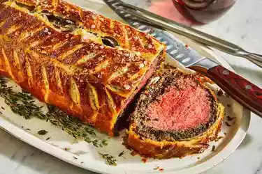 beef-wellington-FT-RECIPE0321-c9a63fccde3b45889ad78fdad078153f.jpg