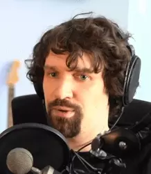 i-dont-like-tinys-new-beard-v0-xf1jhpmby6nc1[1].png