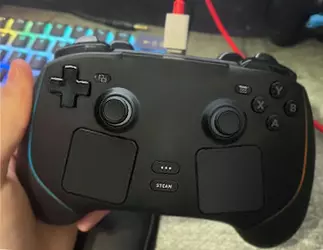 Possible Steam Controller 2 prototype Possible Steam Controller 2 prototype