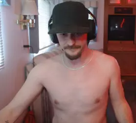 Scrawny Stranger.png