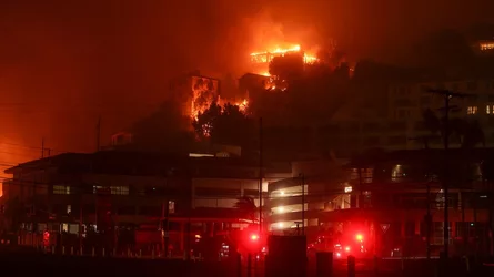 Palisades-fire-DB-250108_1736321977647_hpMain_16x9.jpg
