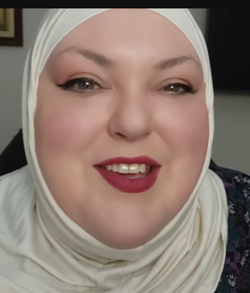 white hijab.webp