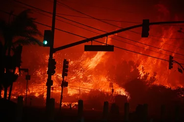 los-angeles-fire-gty-lv-250107-2_1736301851297_hpMain.jpg