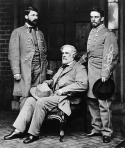 Gen-Robert-E-Lee-Maj-porch-home-April-1865.jpg
