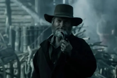 american-primeval-shea-whigham.jpg