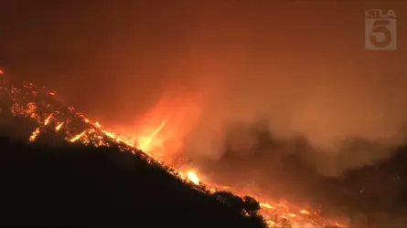 firetornado0.png
