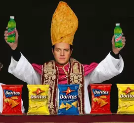 doritos-pope-geoff-keighley-1.900x-3665937211.jpg