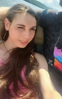1738560346921.webp