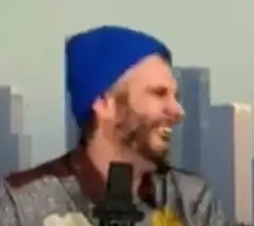this-thumbnail-is-funny-considering-literally-nobody-is-v0-zppvvsbsjefe1.jpeg