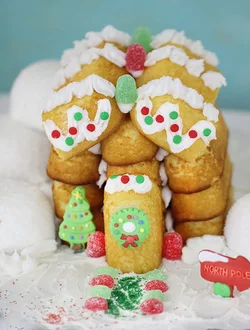Twinkie-Christmas-House.jpg