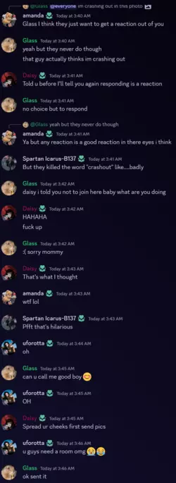 Glass_Feb12_Daisy_Discord_Mod.png