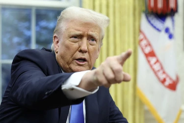 trumpFinger.jpg