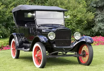 1910car.png