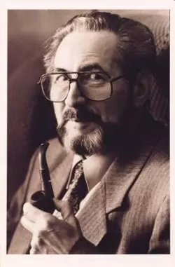 Aron Belkin.jpg