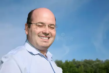 fat-bald-man-2639670.webp