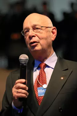1200px-Klaus_Schwab_-_World_Econ.png