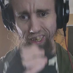Raxx Teeth (5).jpg