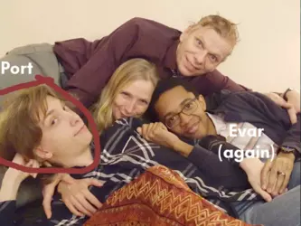 portphoto.png